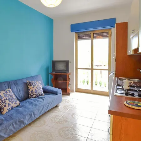 Apartment 4 Bedroom Amazing In *