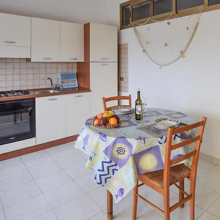 Appartement 4 Bedroom Amazing In